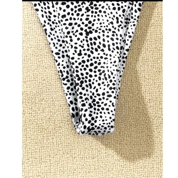 bikini - Picture 4 of 6